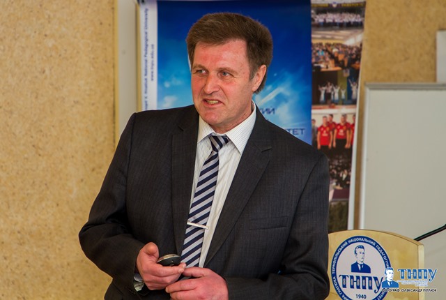 Спікер семінару-тренінгу доктор історичних наук, професор  М.В.Бармак